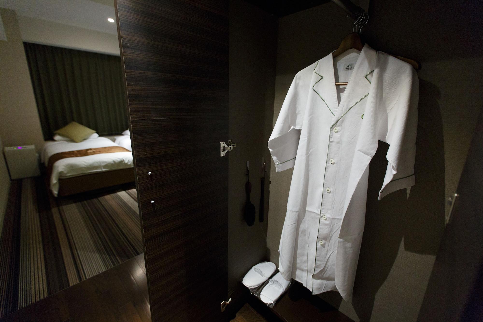 Hotel Brighton City Osaka Kitahama Екстер'єр фото
